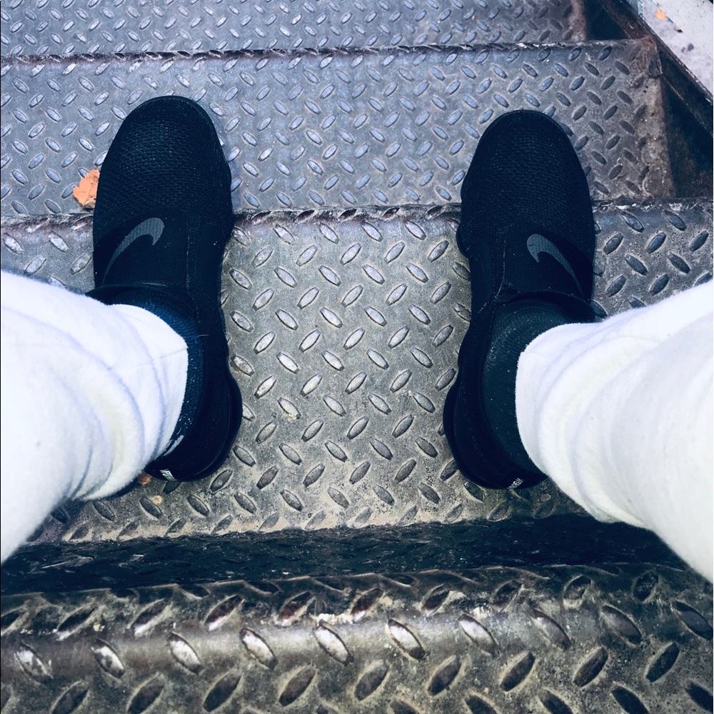 Size 10.5 Nike vapor max